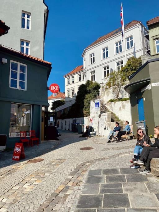 Unique Studio Apartment, A Short Walk From Bryggen Bergen Extérieur photo